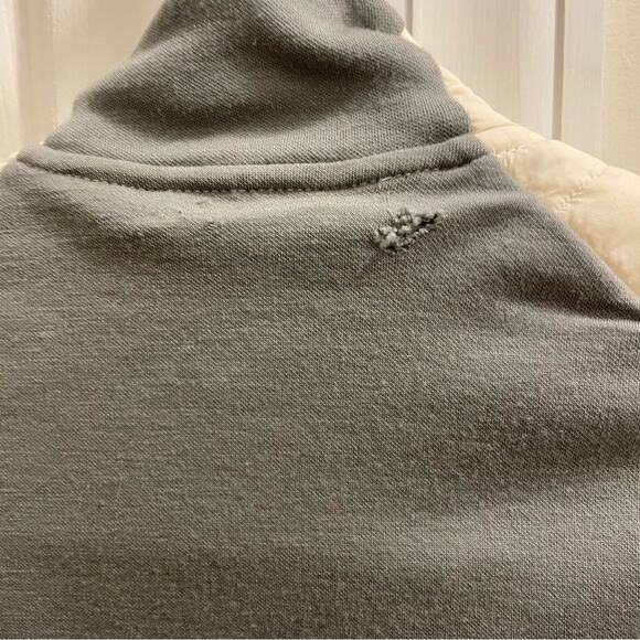 Smartwool Puffer Vest Womens S Quilted White PhD SmartLoft Divide Outdoors Layer - Picture 10 of 14